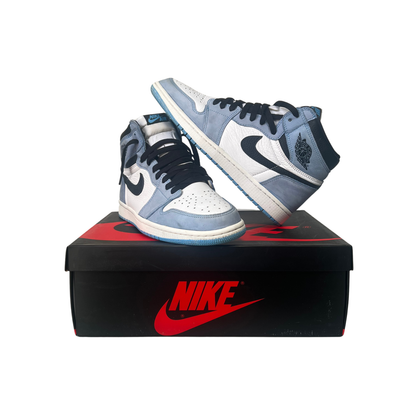 *Pre-loved* Jordan 1 Retro High University Blue UK 9